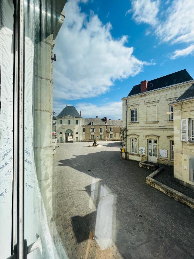 Chez Mimie Les Hotes Fontevraud-l'Abbaye Exterior photo